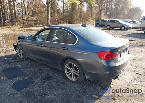 2018 BMW 330I xDrive z USA, uszkodzony, nr VIN WBA8D9C54JEM32983